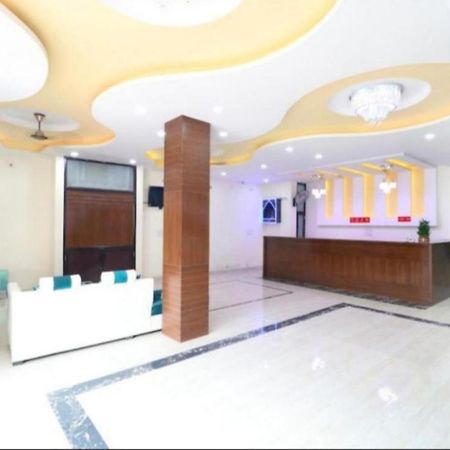 Hotel Kb Square Near Chandigarh Railway Station Eksteriør billede