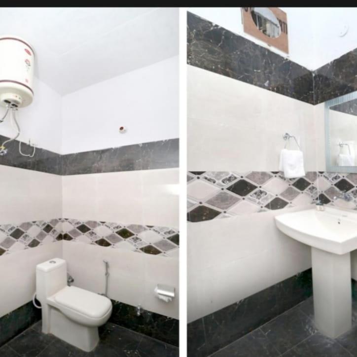 Hotel Kb Square Near Chandigarh Railway Station Eksteriør billede